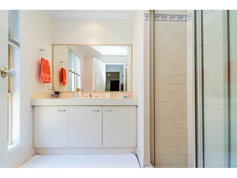 102 Henry Cotton Drive, Parkwood QLD 4214