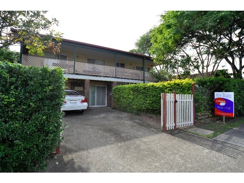 229 Central Street, Labrador QLD 4215