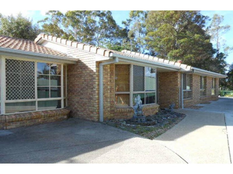 74 Open Drive, Arundel QLD 4214