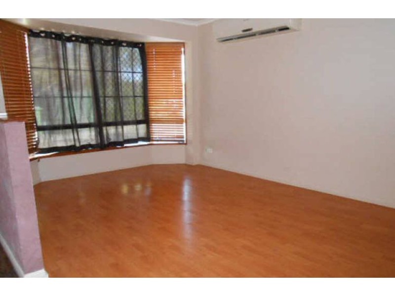 74 Open Drive, Arundel QLD 4214