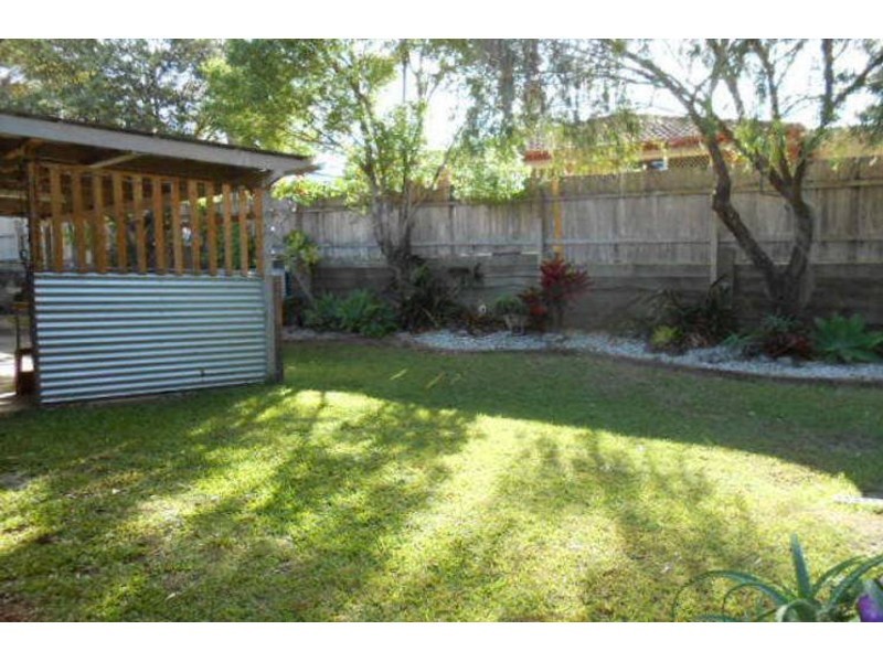 74 Open Drive, Arundel QLD 4214