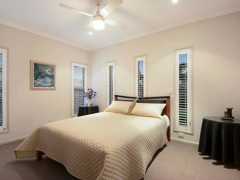 39 Salvado Drive, Pacific Pines QLD 4211