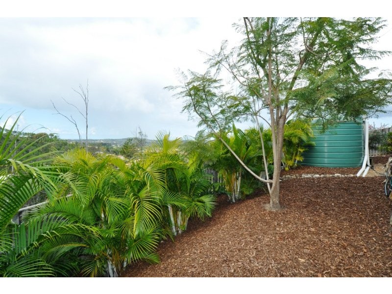 39 Salvado Drive, Pacific Pines QLD 4211