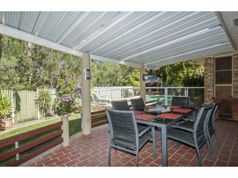 19 Clubhouse Drive, Arundel QLD 4214