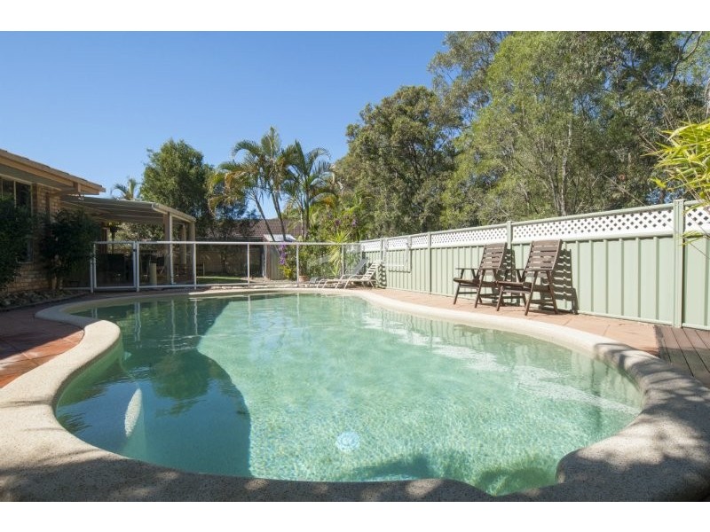 19 Clubhouse Drive, Arundel QLD 4214