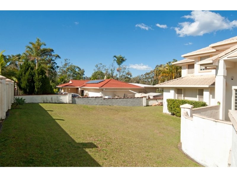 4 Everest Drive, Southport QLD 4215