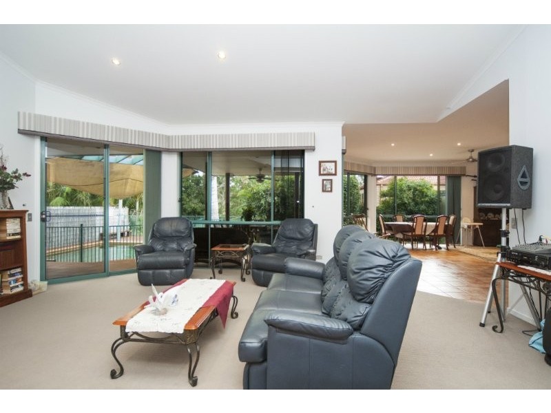 65 Inverness Way, Parkwood QLD 4214