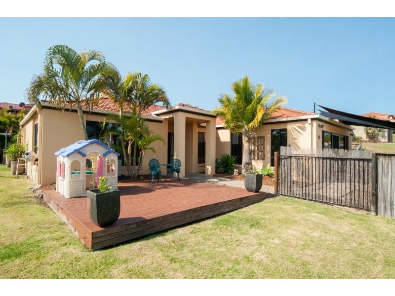 2 Kite Street, Arundel QLD 4214