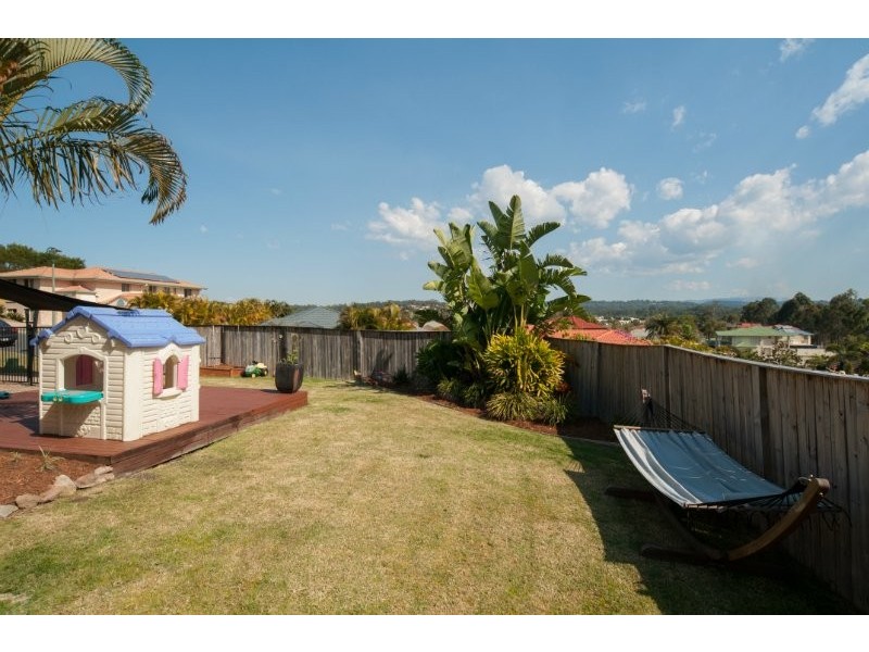 2 Kite Street, Arundel QLD 4214