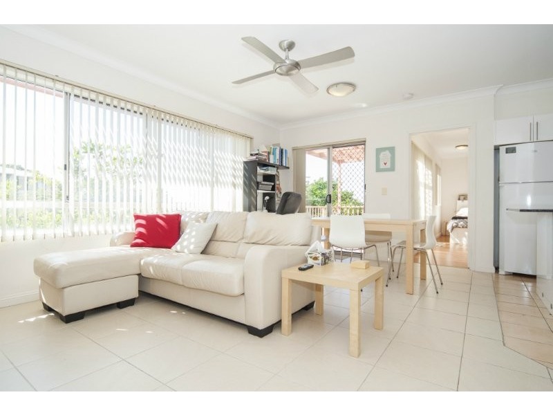 11/18 Parker Street, Labrador QLD 4215