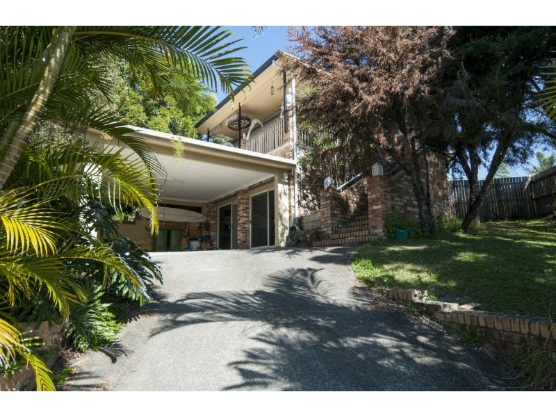 5 Henry Cotton, Parkwood QLD 4214