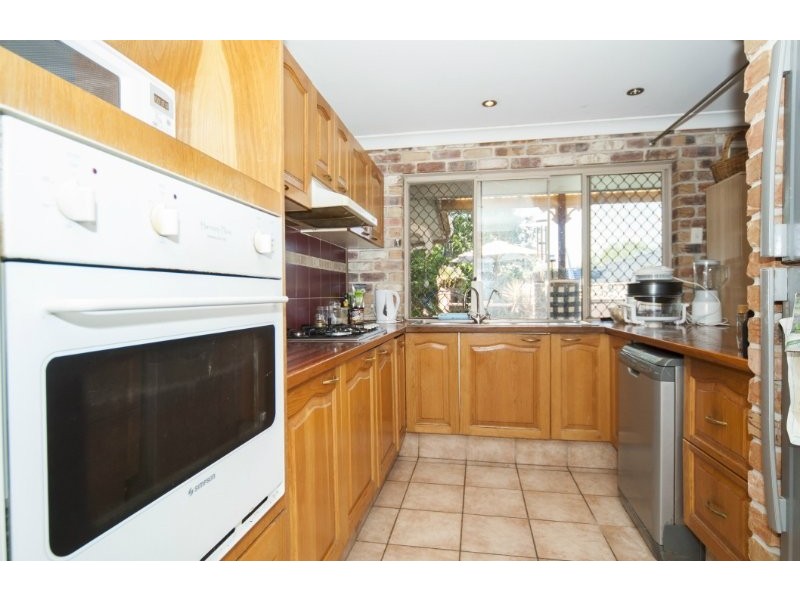 5 Henry Cotton, Parkwood QLD 4214