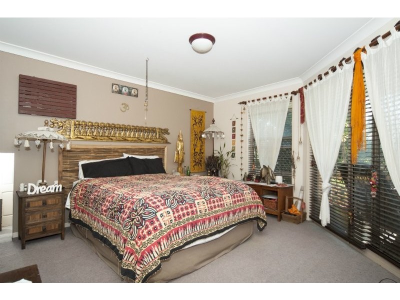 5 Henry Cotton, Parkwood QLD 4214