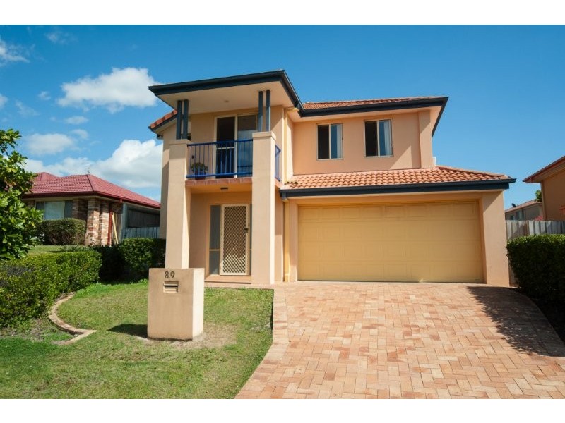 89 Crestwood Drive, Molendinar QLD 4214