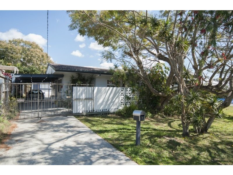 3 Schilling Avenue, Southport QLD 4215