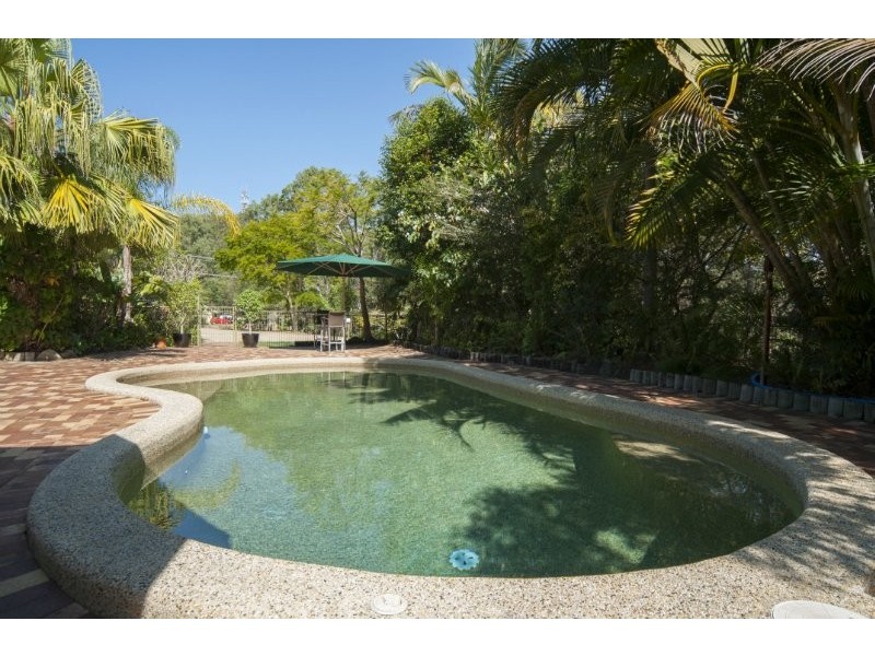 7 Uplands Drive, Parkwood QLD 4214