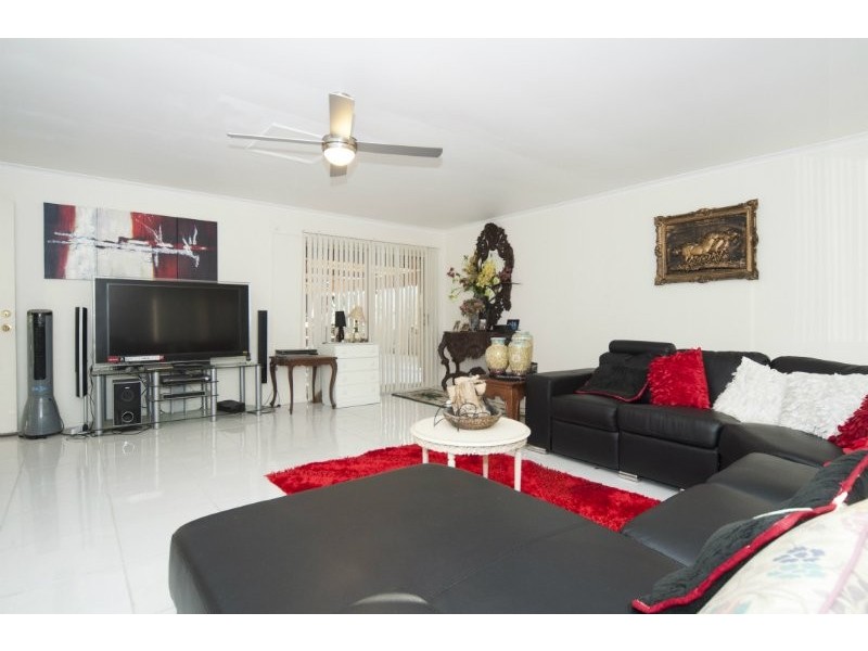 Pacific Pines QLD 4211