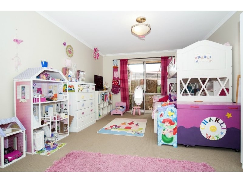 2 Ferricks Court, Upper Coomera QLD 4209