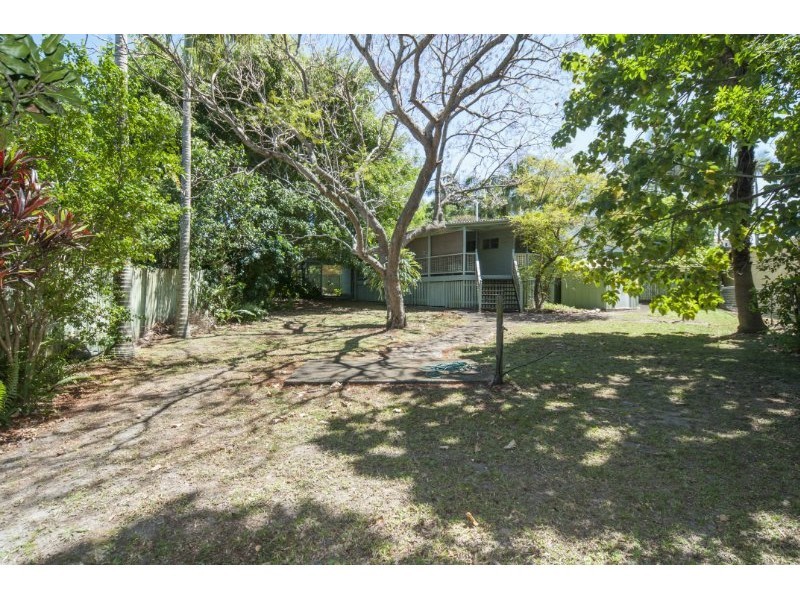 7 The Glen, Southport QLD 4215