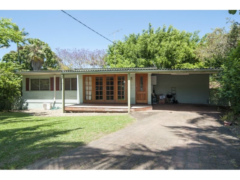 7 The Glen, Southport QLD 4215