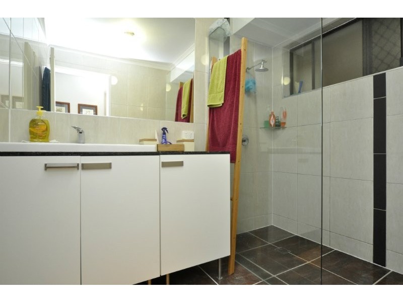 1/88 Kangaroo Avenue, Coombabah QLD 4216