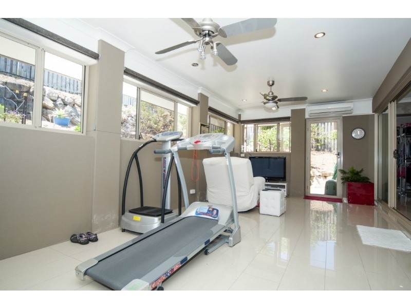 13 Minyon Court, Pacific Pines QLD 4211