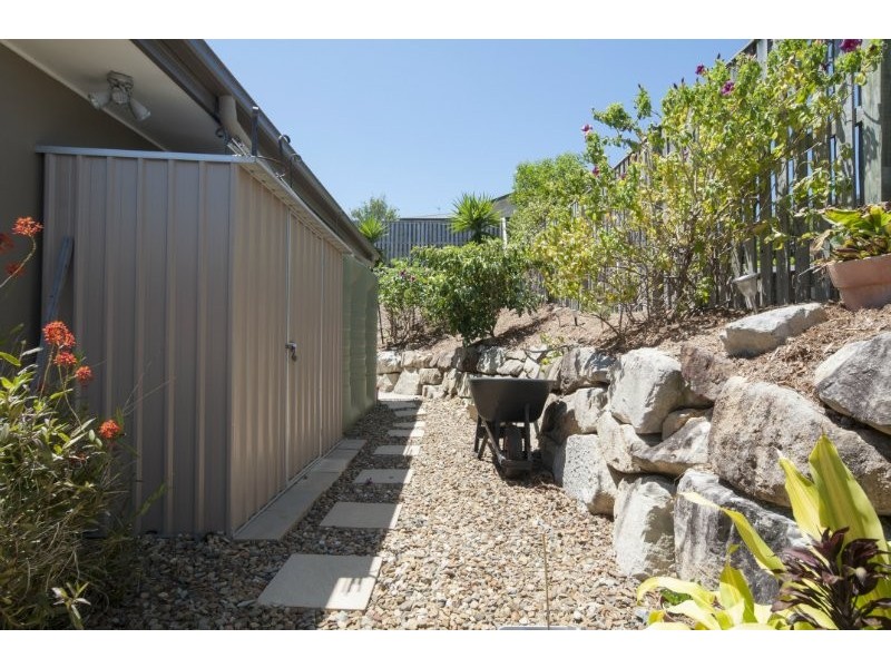 13 Minyon Court, Pacific Pines QLD 4211