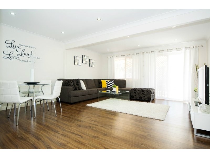 26/81 Olsen Avenue, Labrador QLD 4215