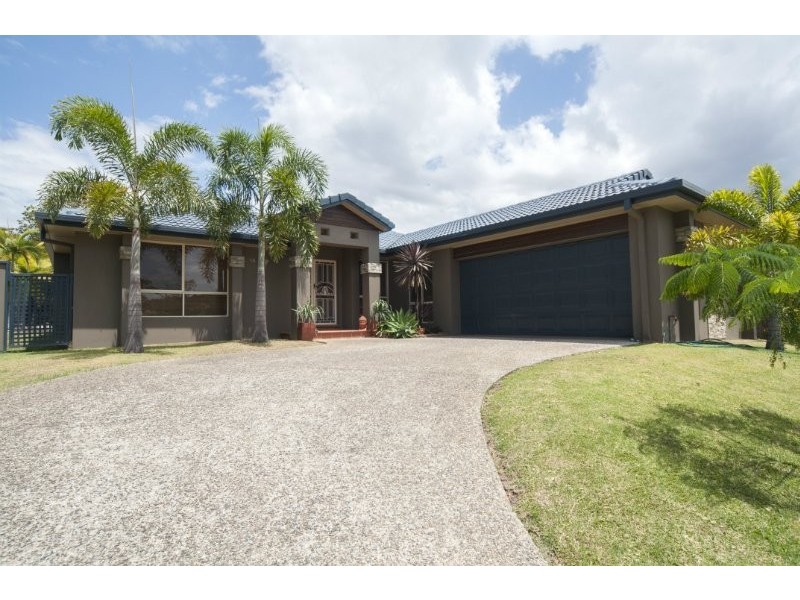14 Peter Senior Court, Parkwood QLD 4214