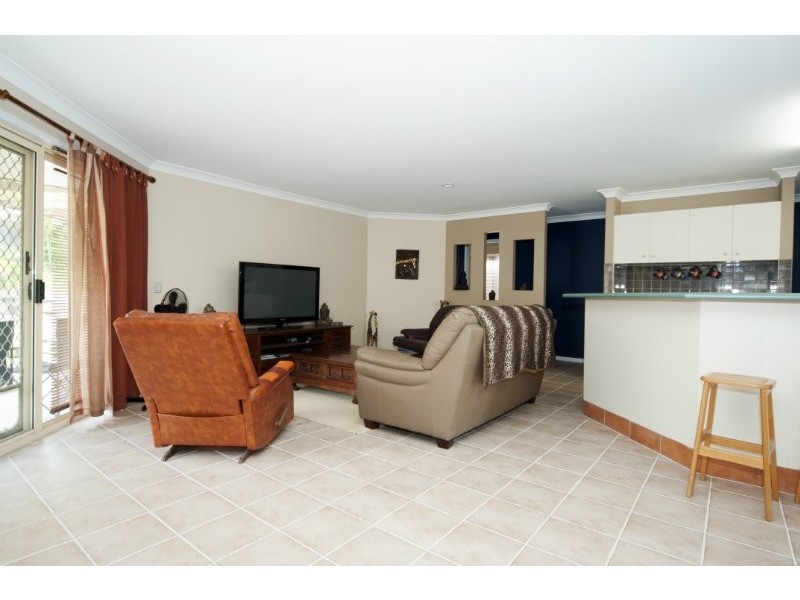 14 Peter Senior Court, Parkwood QLD 4214