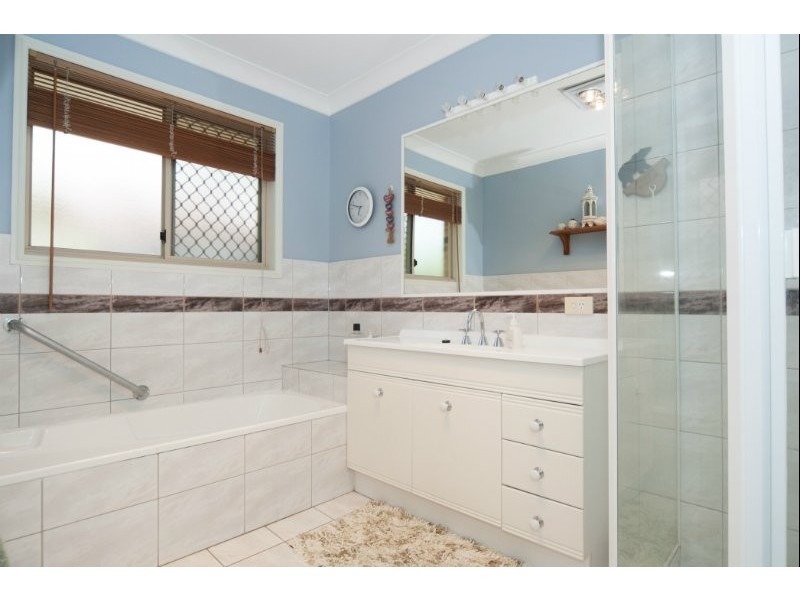 31 Ballybunion Drive, Parkwood QLD 4214