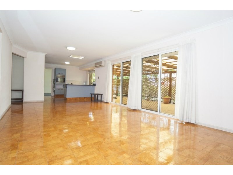 2 Breakspear Road, Molendinar QLD 4214