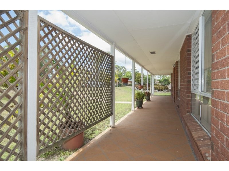 2 Breakspear Road, Molendinar QLD 4214