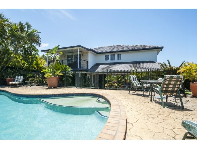 6 Rebbechi Court, Parkwood QLD 4214