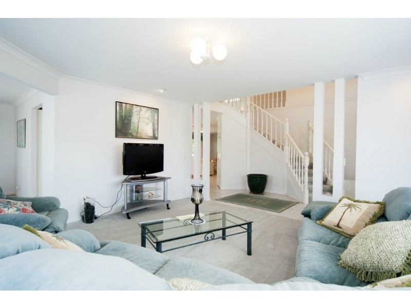 6 Rebbechi Court, Parkwood QLD 4214