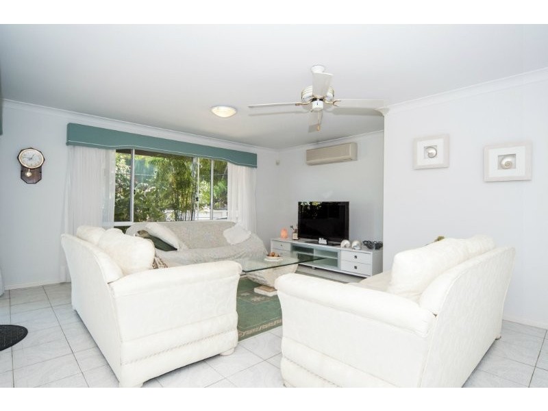 6 Rebbechi Court, Parkwood QLD 4214