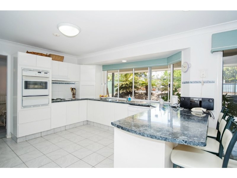 6 Rebbechi Court, Parkwood QLD 4214