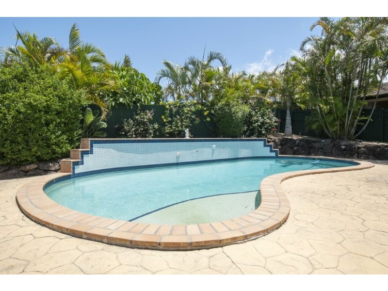 6 Rebbechi Court, Parkwood QLD 4214