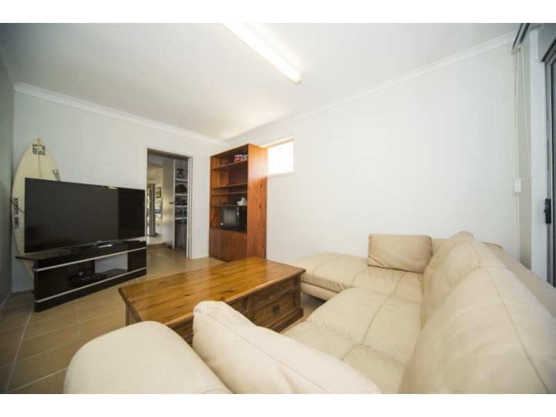 1/12 Orkney Place, Labrador QLD 4215