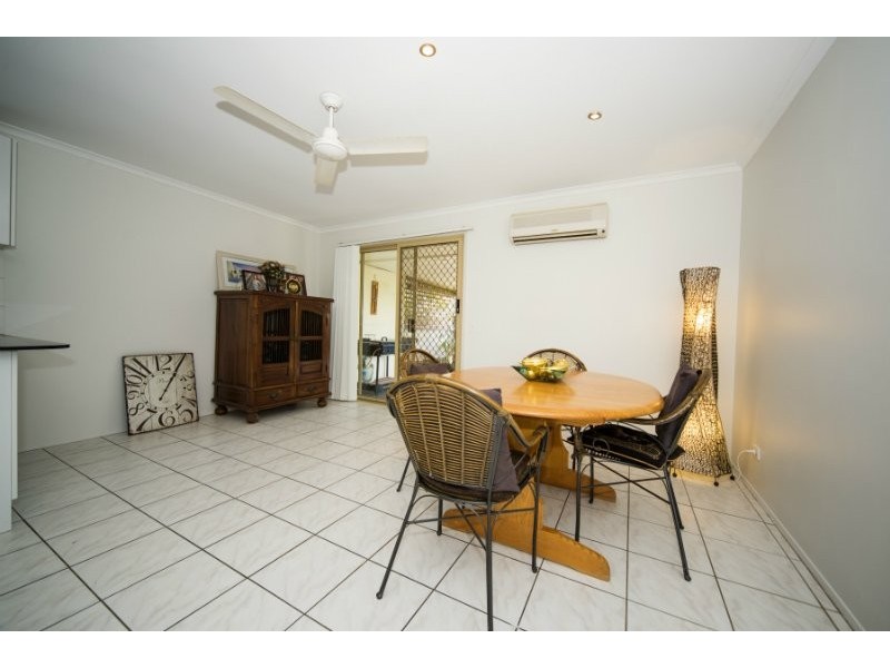 1/12 Orkney Place, Labrador QLD 4215