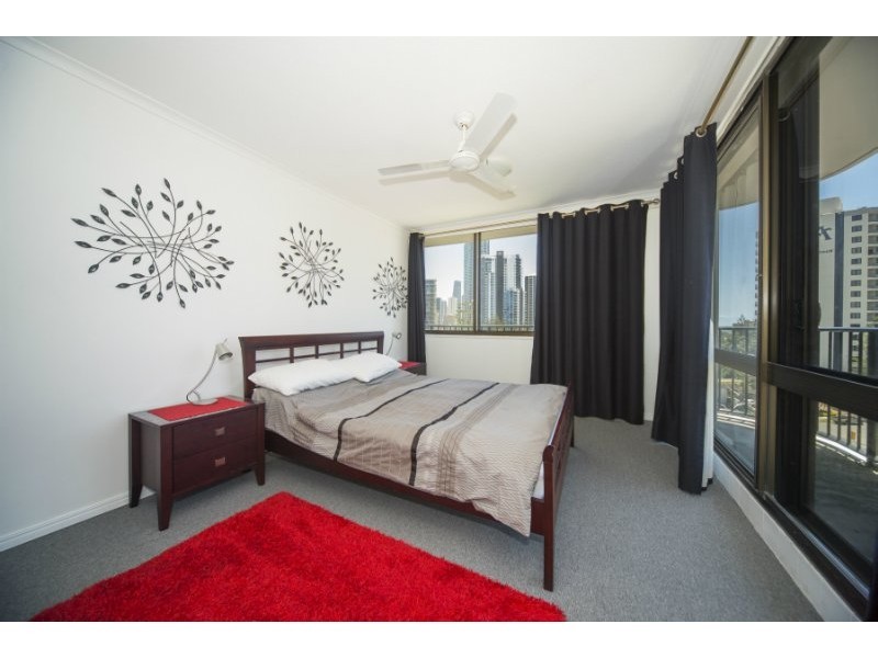 34/2940 Gold Coast Highway, Surfers Paradise QLD 4217