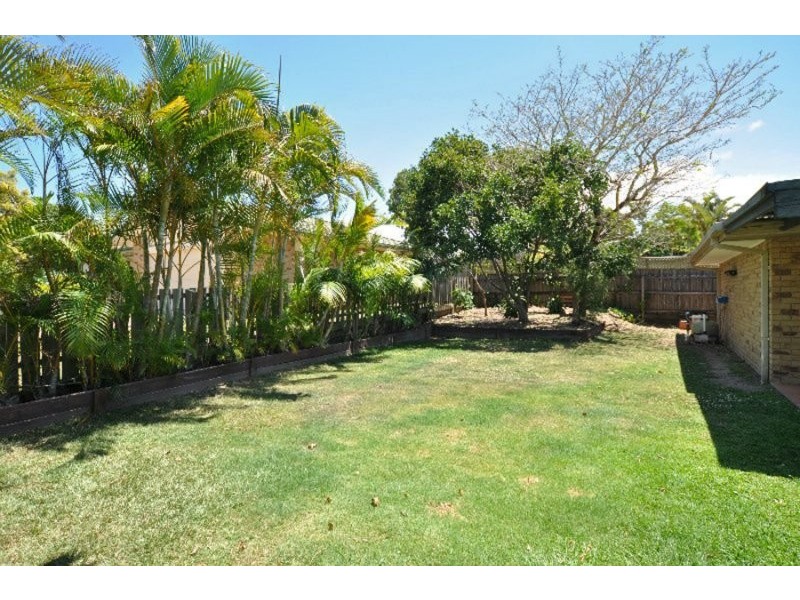 18 Castle Rock Street, Parkwood QLD 4214