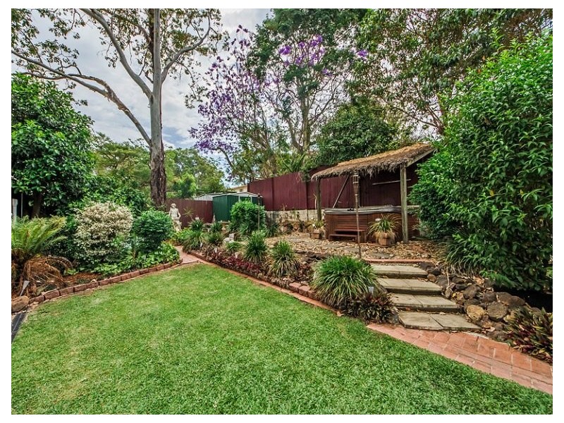 225 Cotlew Street, Ashmore QLD 4214