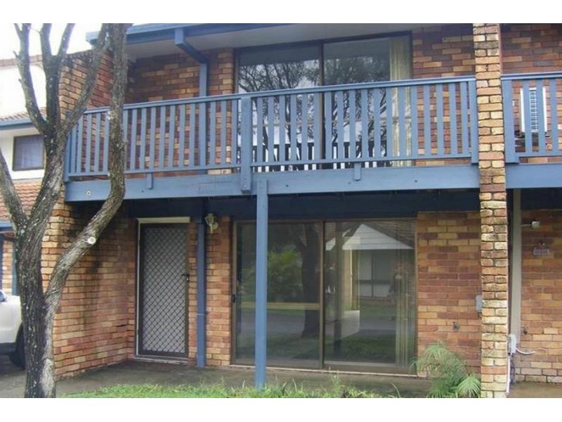 9/145 Central Sreet, Labrador QLD 4215