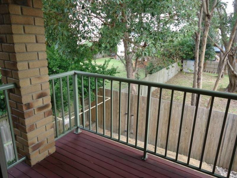 4/12 Gordon Street, Labrador QLD 4215