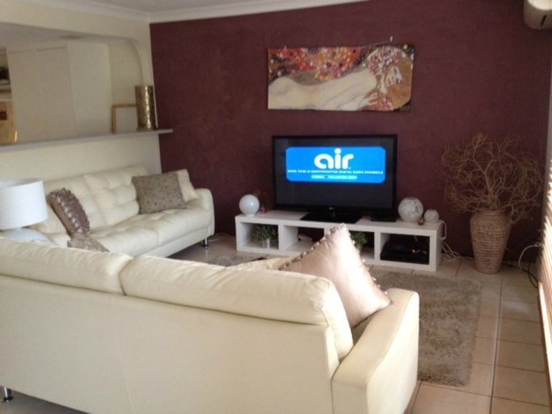 29/81 Olsen Avenue, Labrador QLD 4215