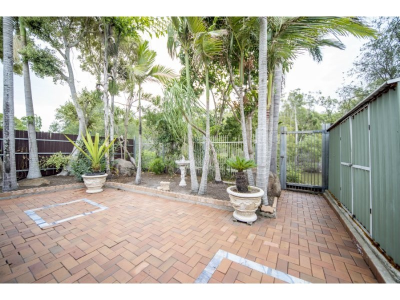 2/88 Kangaroo Avenue, Coombabah QLD 4216