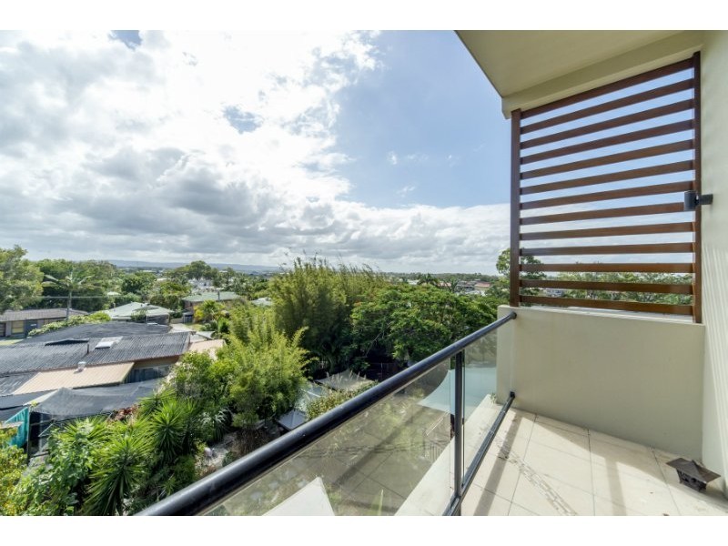 2/28 Ashbourne Terrace, Biggera Waters QLD 4216