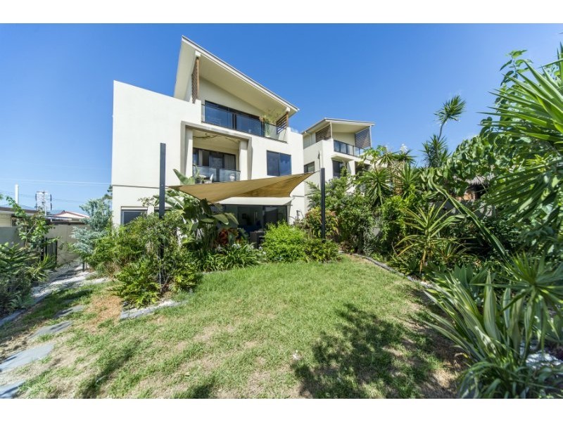 2/28 Ashbourne Terrace, Biggera Waters QLD 4216
