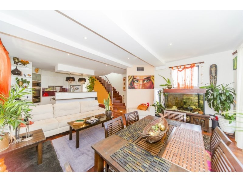 2/28 Ashbourne Terrace, Biggera Waters QLD 4216